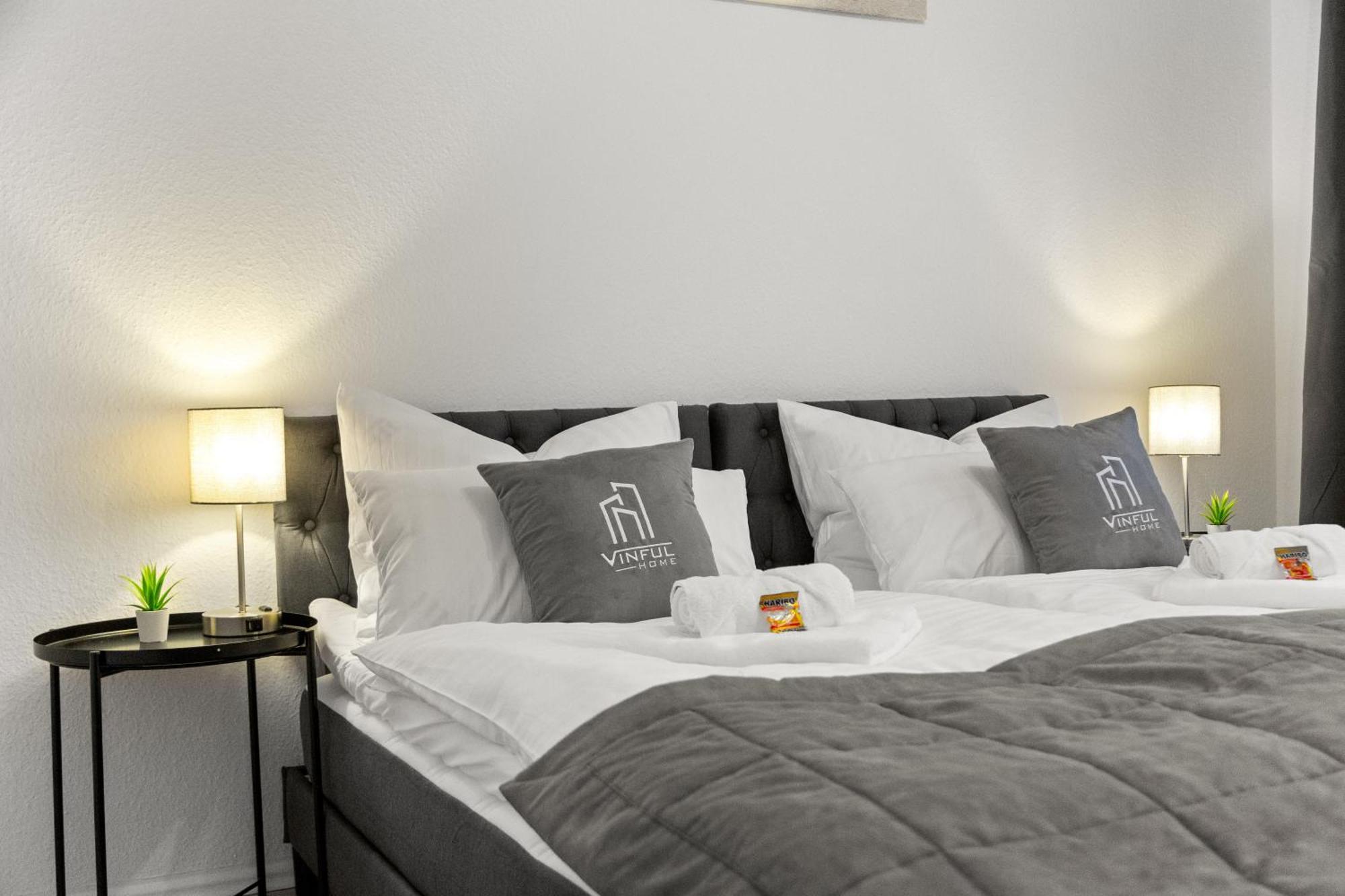 מולהיים אן דר רור Vinful: Premium-Apartment Mit Balkon Und Parkplatz מראה חיצוני תמונה