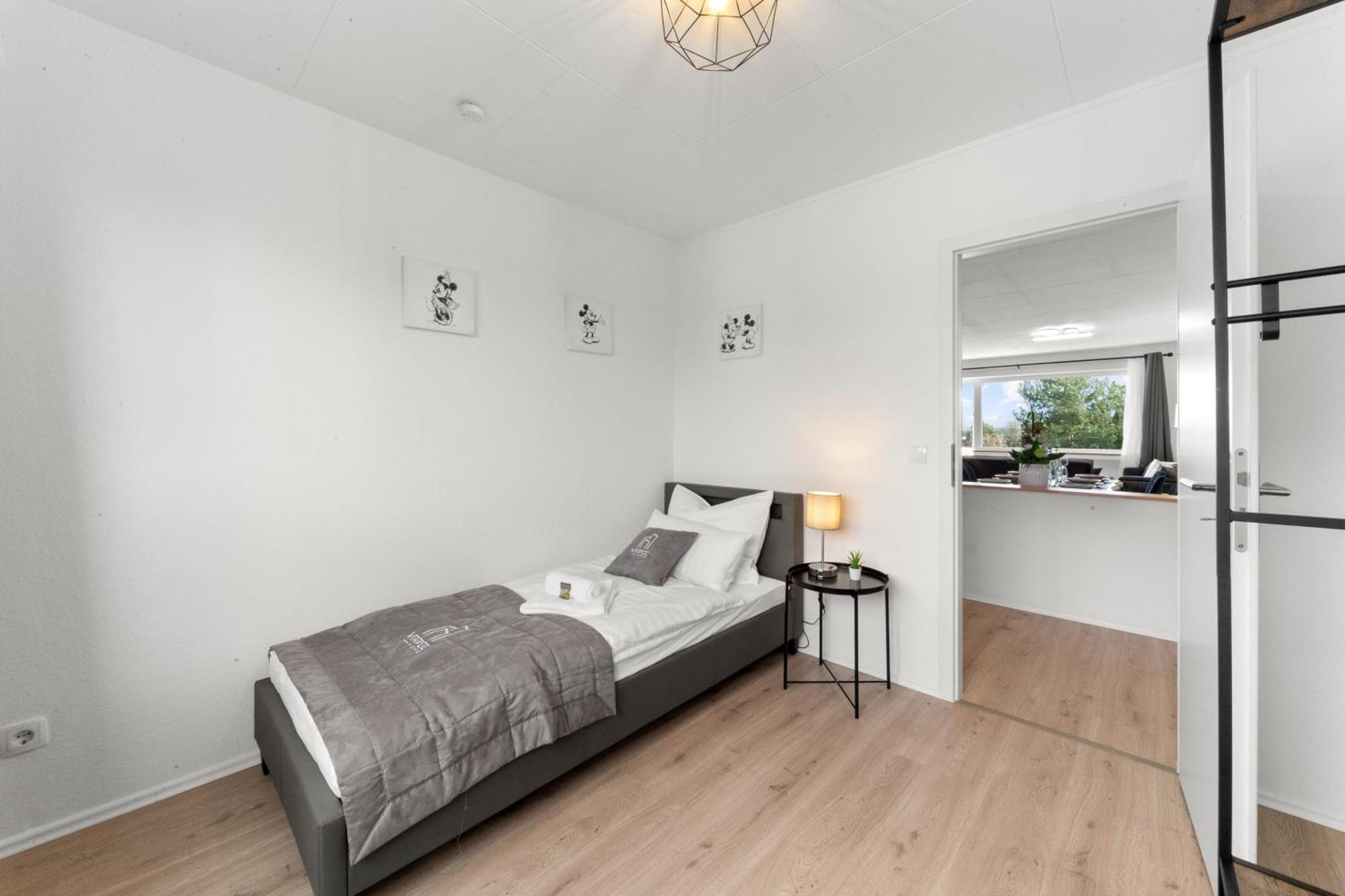 מולהיים אן דר רור Vinful: Premium-Apartment Mit Balkon Und Parkplatz מראה חיצוני תמונה