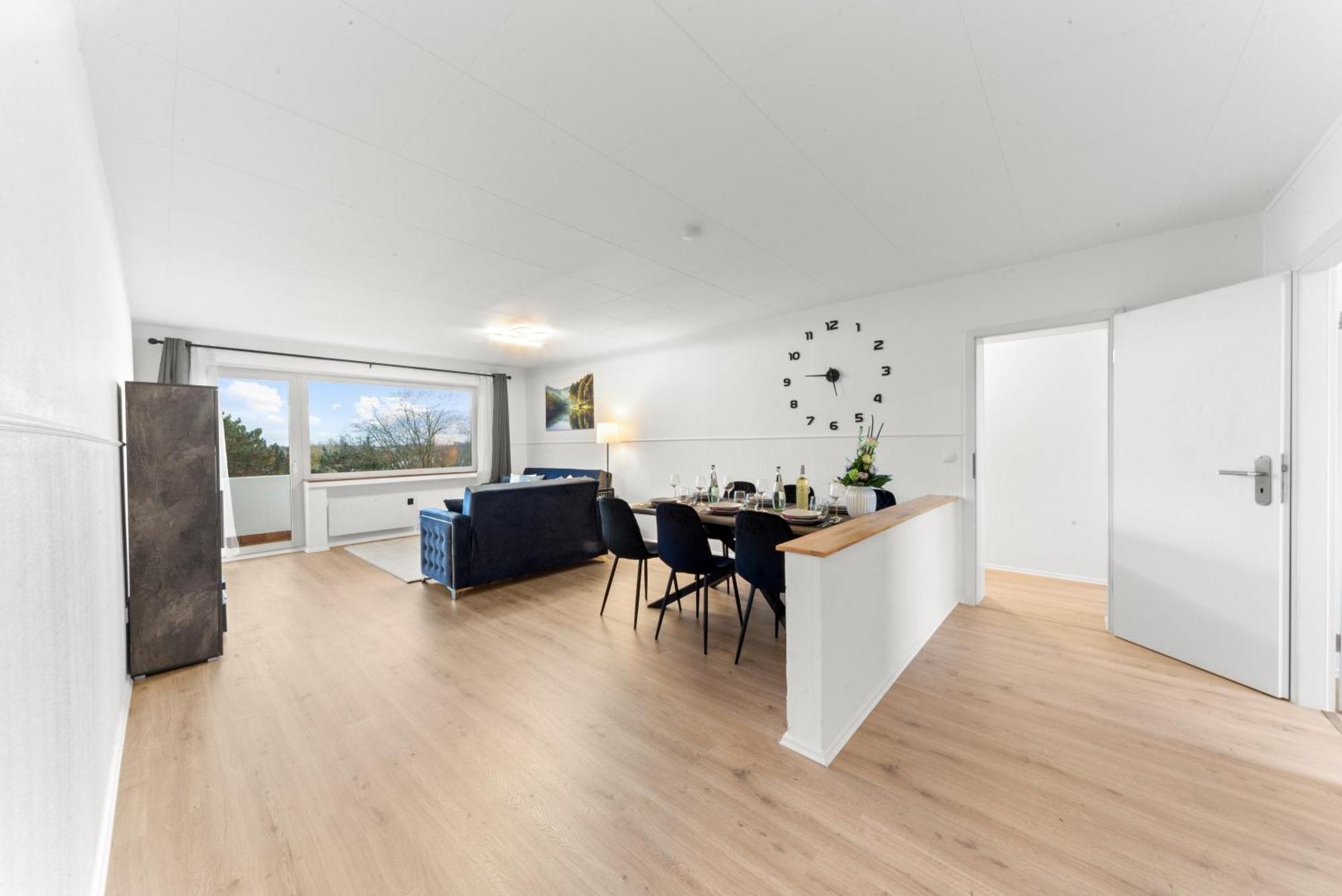 מולהיים אן דר רור Vinful: Premium-Apartment Mit Balkon Und Parkplatz מראה חיצוני תמונה