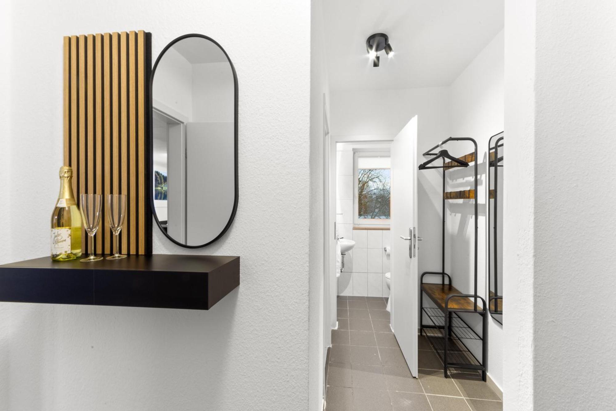 מולהיים אן דר רור Vinful: Premium-Apartment Mit Balkon Und Parkplatz מראה חיצוני תמונה