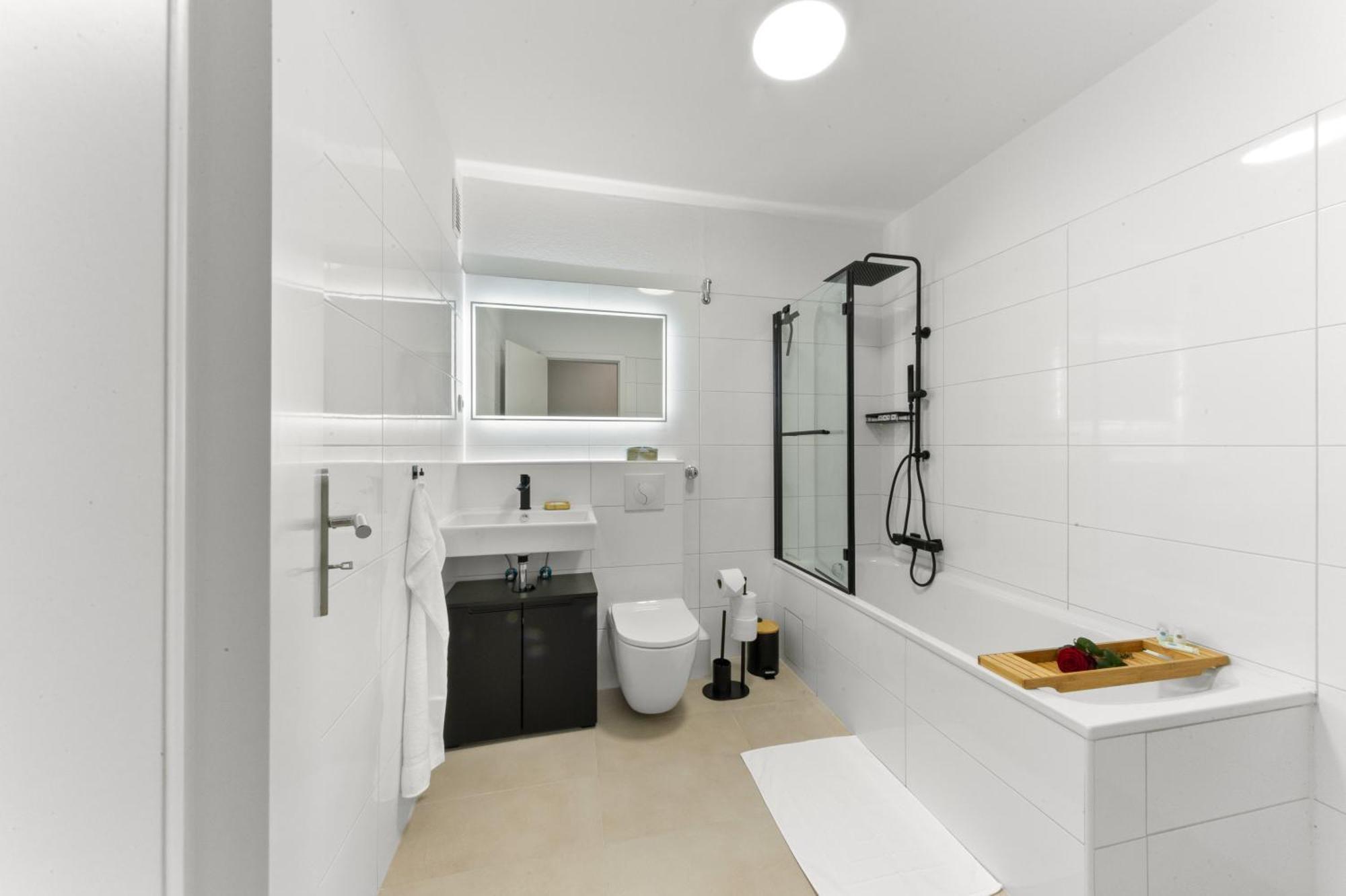 מולהיים אן דר רור Vinful: Premium-Apartment Mit Balkon Und Parkplatz מראה חיצוני תמונה
